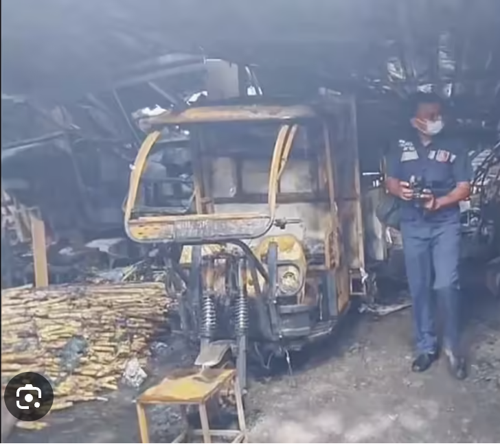 e rickshaw repairing Shop